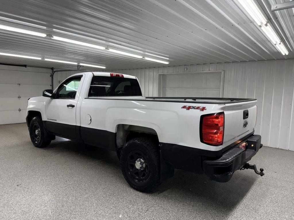 Used 2017 Chevrolet Silverado 1500 W/T w/ WT Convenience Package AWD/4WD image 4