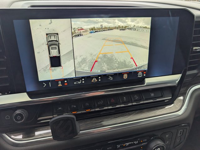 Used 2025 Chevrolet Silverado 1500 LTZ AWD/4WD image 18