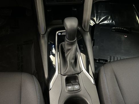 Used 2024 Toyota Corolla Cross SE image 20