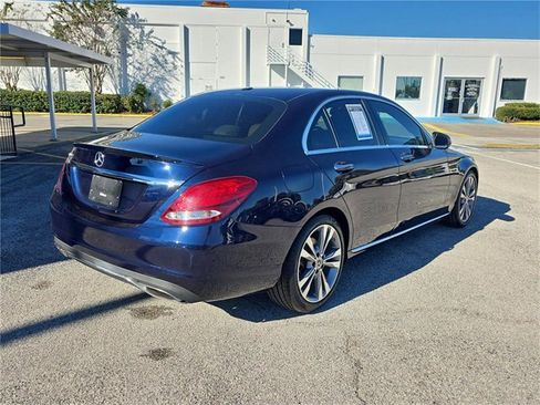 Used 2018 Mercedes-Benz C 300 Sedan image 3
