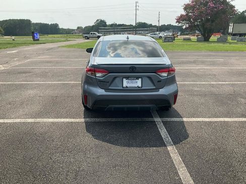 Used 2022 Toyota Corolla SE FWD image 6