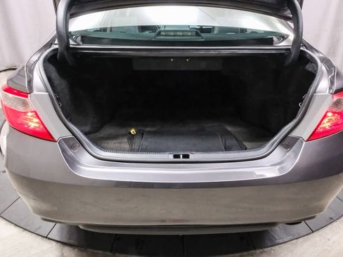 Used 2017 Toyota Camry SE image 29