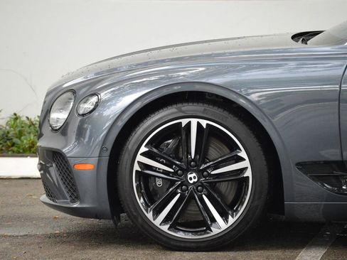 Used 2021 Bentley Continental GT image 7
