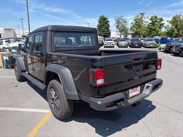 New 2026 Jeep Gladiator Sport AWD/4WD image 5