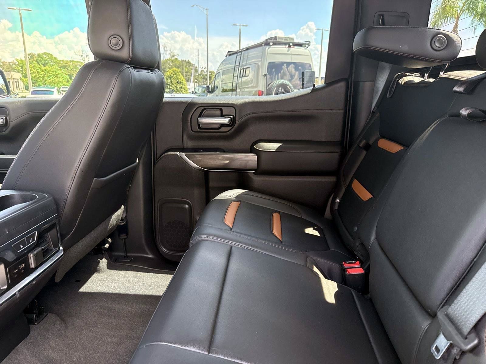 Used 2019 GMC Sierra 1500 AT4 w/ AT4 Premium Package AWD/4WD image 14