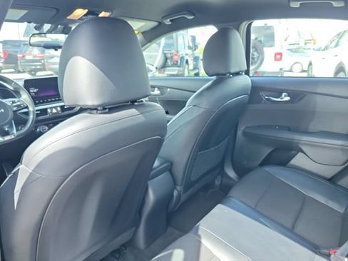 Used 2023 Kia Forte GT-Line w/ GT-Line Technology Package FWD image 14
