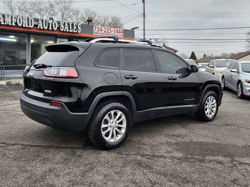 Used 2020 Jeep Cherokee Latitude w/ Safety Group AWD/4WD image 10