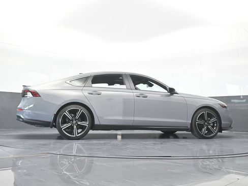 Used 2024 Honda Accord Sport image 64