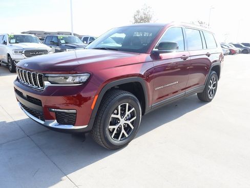New 2025 Jeep Grand Cherokee L Limited w/ Luxury Tech Group II image 11