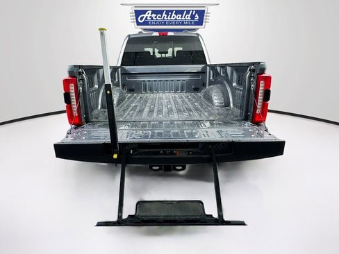Used 2024 Ford F250 Lariat image 26