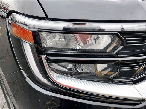 Certified 2025 Ford Expedition Platinum AWD/4WD image 28