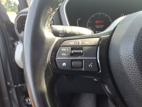 Used 2024 Honda Pilot Touring image 23