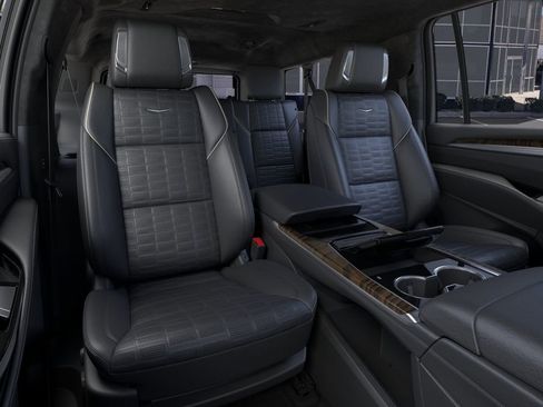 New 2026 Cadillac Escalade ESV Platinum Sport AWD/4WD image 17