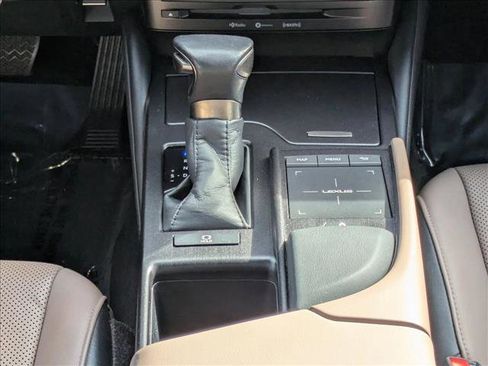 Used 2022 Lexus ES 350 w/ Premium Package image 20