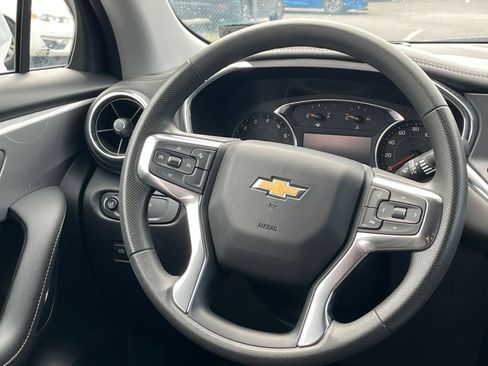 Used 2026 Chevrolet Blazer LT AWD/4WD image 29