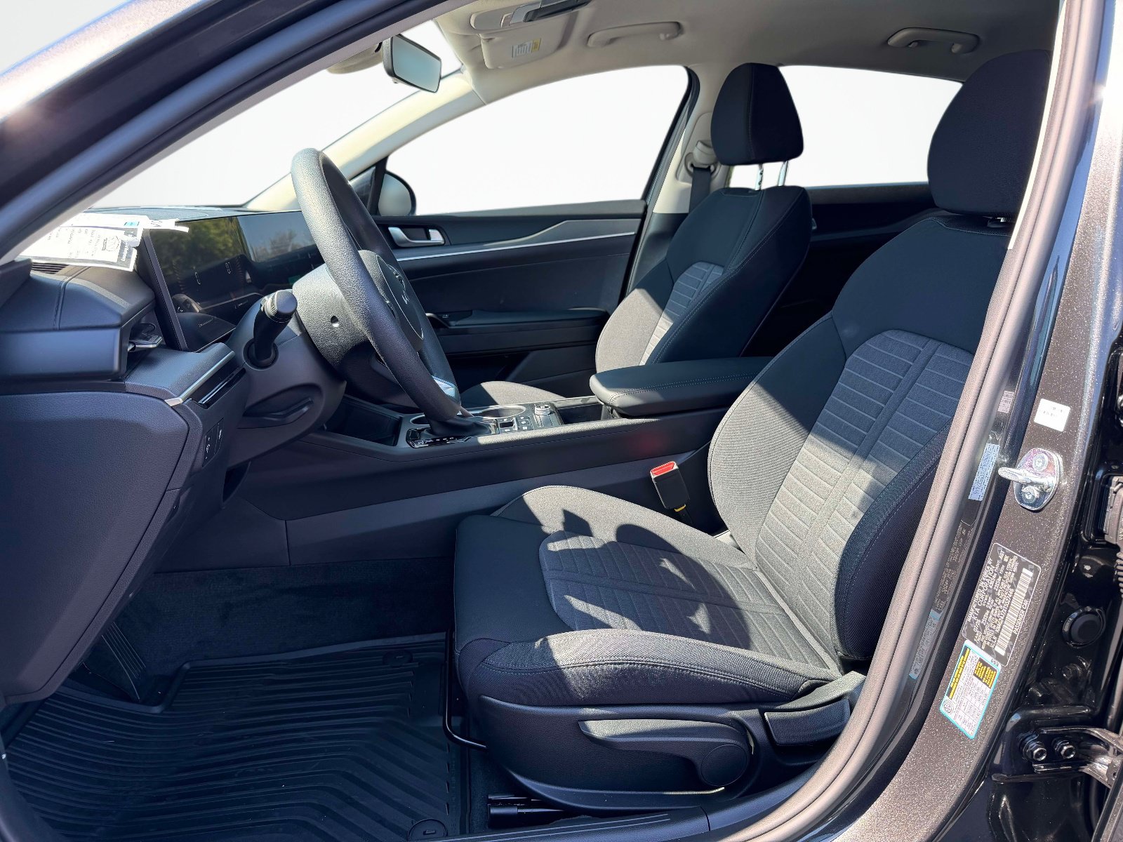 New 2026 Kia K5 LXS FWD image 14