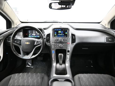 Used 2015 Chevrolet Volt w/ Enhanced Safety Package 1 image 27