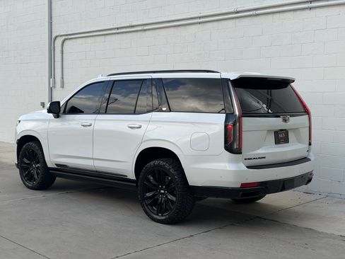 Used 2021 Cadillac Escalade Sport Platinum AWD/4WD image 7