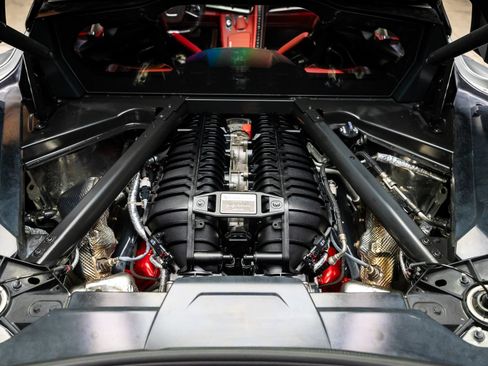 Used 2024 Chevrolet Corvette Z06 RWD image 47
