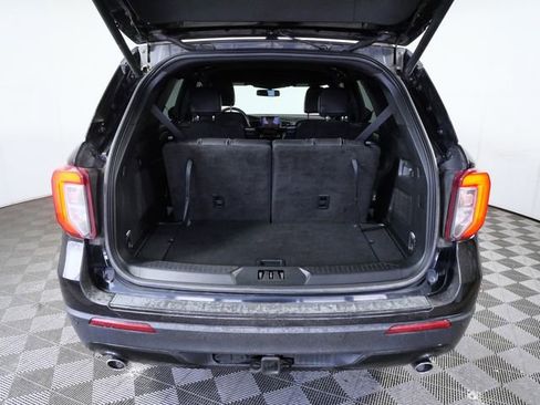 Used 2023 Ford Explorer ST-Line w/ Class IV Trailer Tow Package image 9