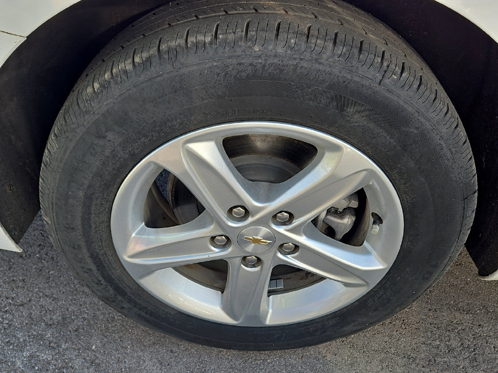Used 2024 Chevrolet Malibu LT FWD image 5