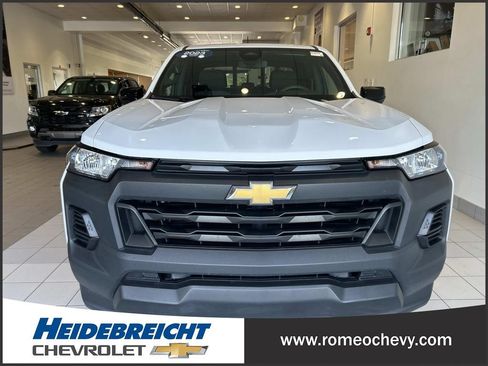 Used 2023 Chevrolet Colorado W/T w/ Safety Package RWD image 35