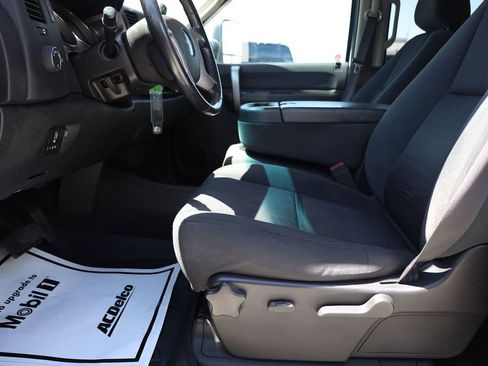 Used 2009 GMC Sierra 2500 SLT AWD/4WD image 11