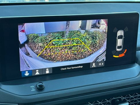 Used 2024 Honda Accord Touring image 27