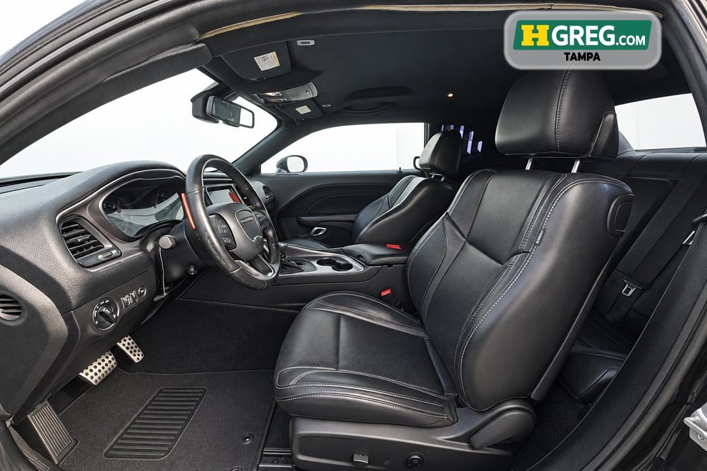 Used 2017 Dodge Challenger SXT Plus RWD image 10
