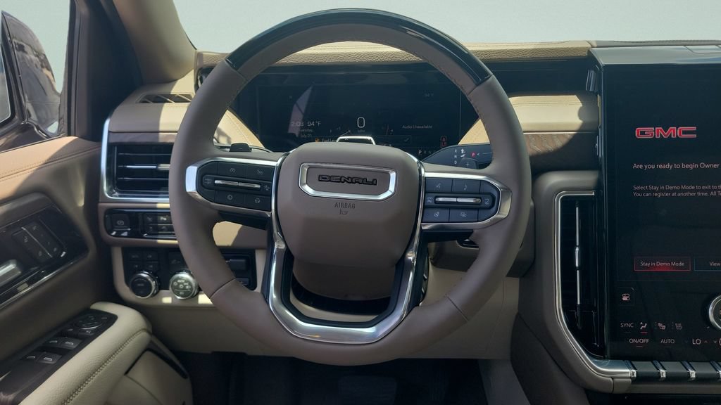 New 2026 GMC Yukon Denali w/ Denali Reserve Package AWD/4WD image 12