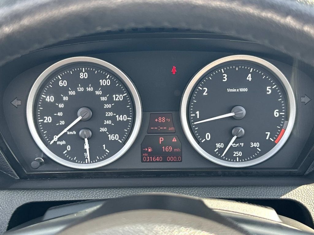 Used 2006 BMW 650i Convertible RWD image 35