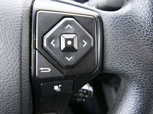 Used 2022 Toyota Tacoma SR AWD/4WD image 46