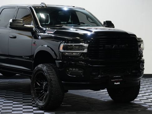 Used 2022 RAM 2500 Laramie AWD/4WD image 9