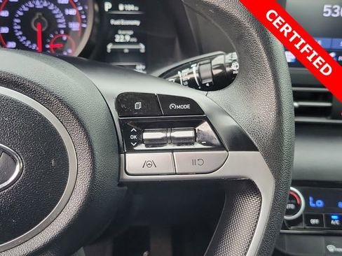 Certified 2023 Hyundai Elantra SEL w/ Preferred Accessory Package image 6