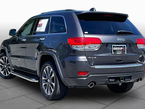 Used 2017 Jeep Grand Cherokee Overland AWD/4WD image 12