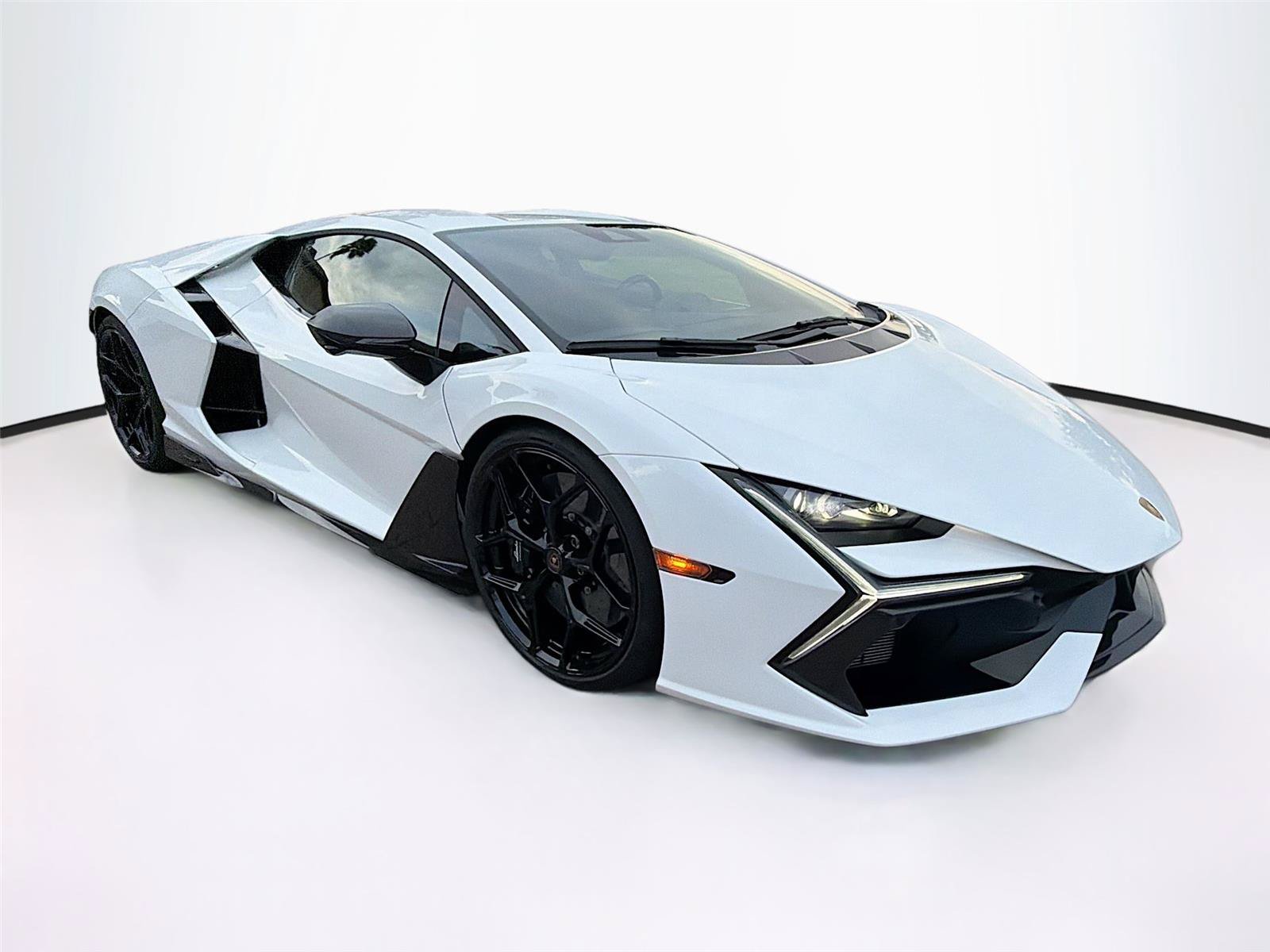 Used 2024 Lamborghini Revuelto AWD/4WD image 43