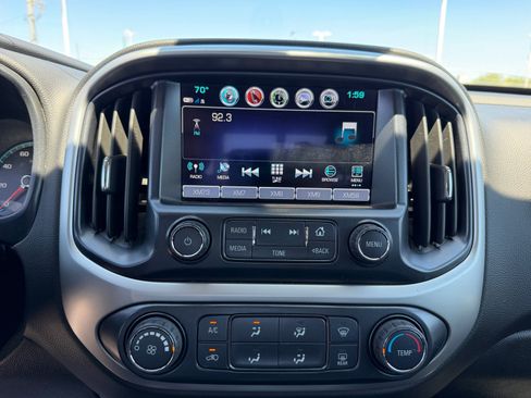 Used 2018 Chevrolet Colorado LT w/ LT Convenience Package AWD/4WD image 28