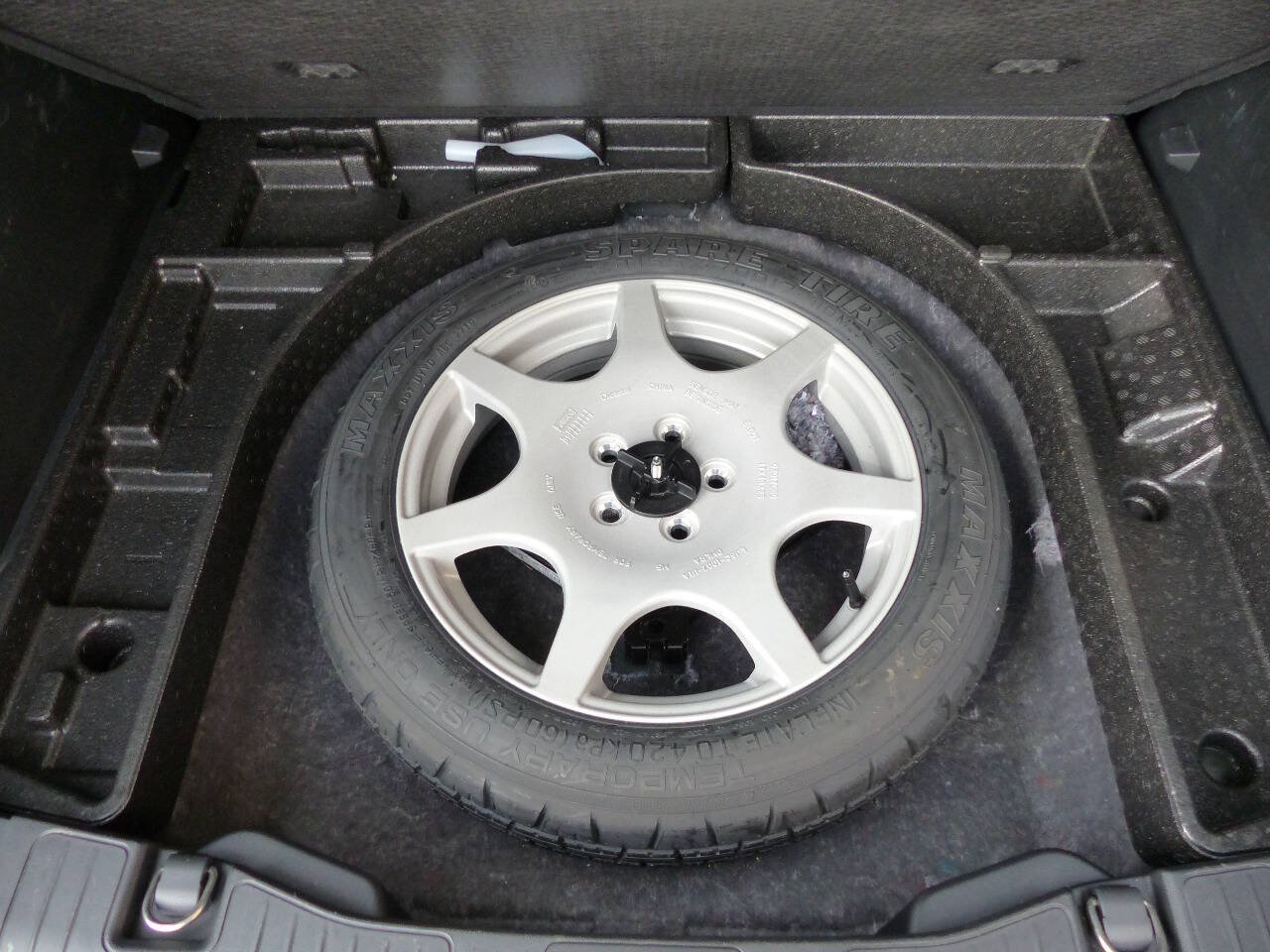 Used 2020 Ford Escape SEL AWD/4WD image 40