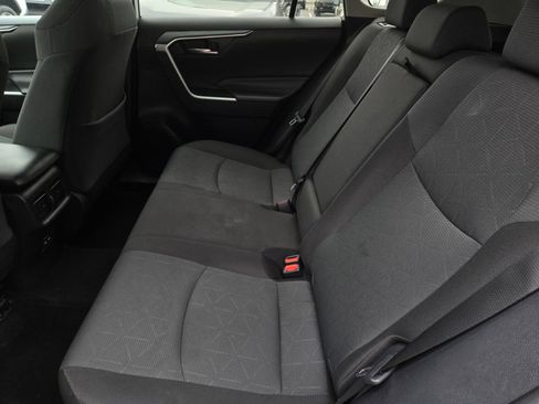 Certified 2025 Toyota RAV4 XLE AWD/4WD image 11