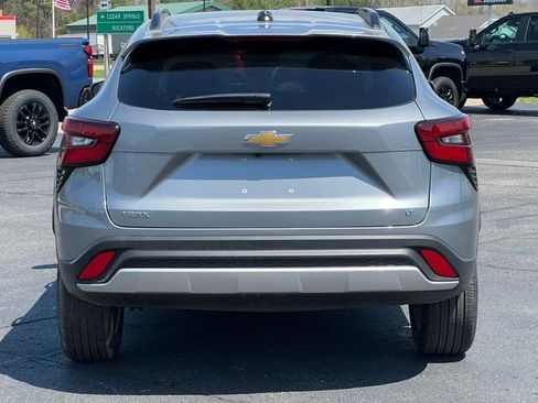 New 2026 Chevrolet Trax LT FWD image 37