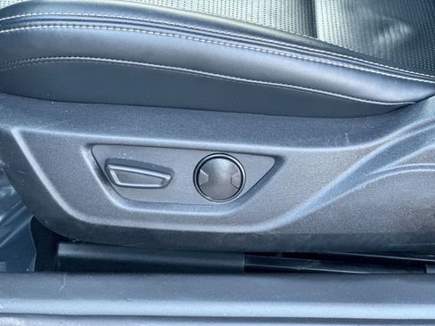 Used 2025 Ford Mustang GT Premium RWD image 23