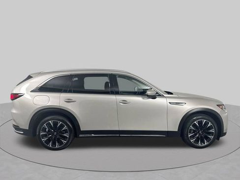 Used 2024 MAZDA CX-90 Plug-In Hybrid w/ Premium Pkg AWD/4WD image 37