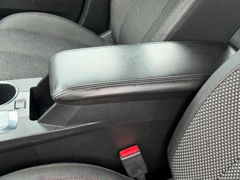 Used 2017 Chevrolet Equinox LS FWD image 30