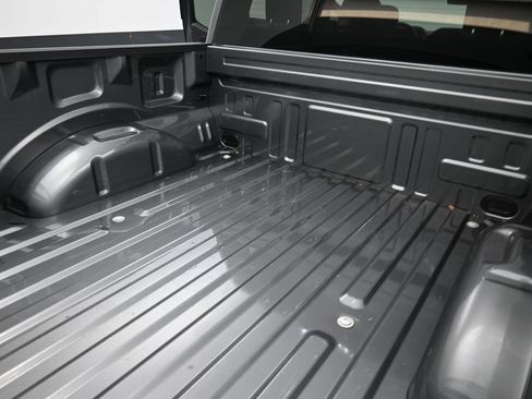 Used 2025 Ford F150 Lariat w/ FX4 Off-Road Package image 21