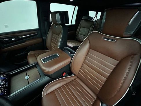 Used 2024 GMC Yukon XL Denali Ultimate image 36