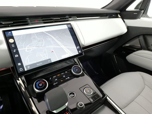 Used 2023 Land Rover Range Rover Sport SE image 46