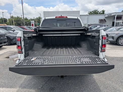 Used 2024 Nissan Frontier SV w/ SV Convenience Package AWD/4WD image 12
