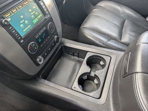 Used 2011 Chevrolet Tahoe LT image 21