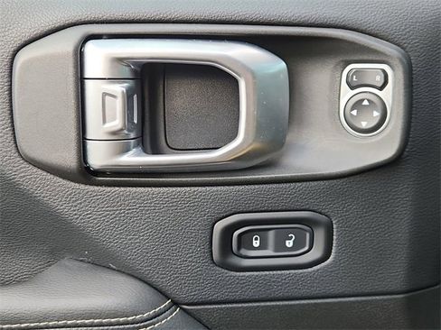 Used 2019 Jeep Wrangler Unlimited Rubicon image 22