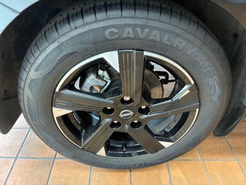 Used 2024 Nissan Sentra SV FWD image 26